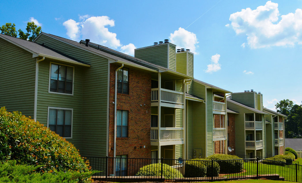 Gallery Apartments for Rent in Stone Mountain, GA Ashland Pines Apartments